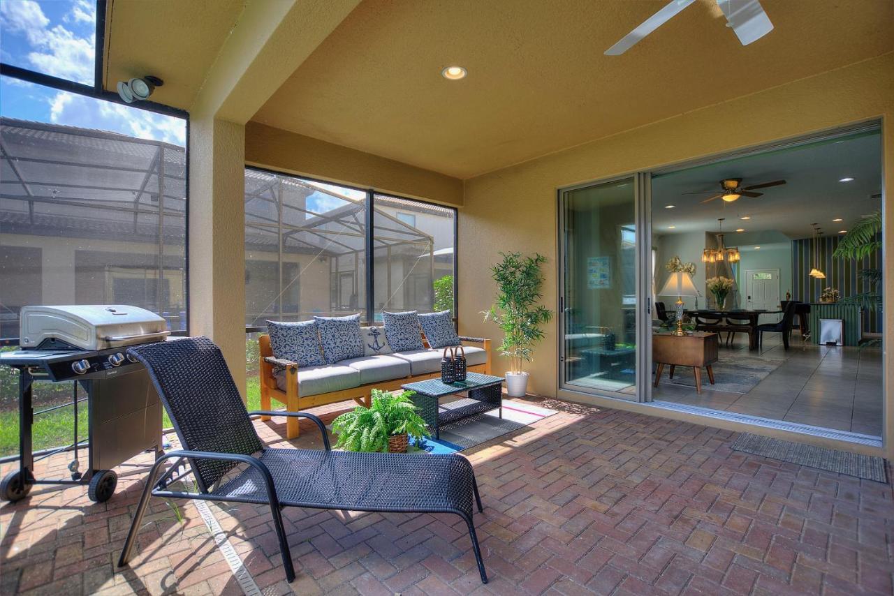 Stylish Cozy Family Getaway With Private Pool And Lake View Kissimmee Exterior photo