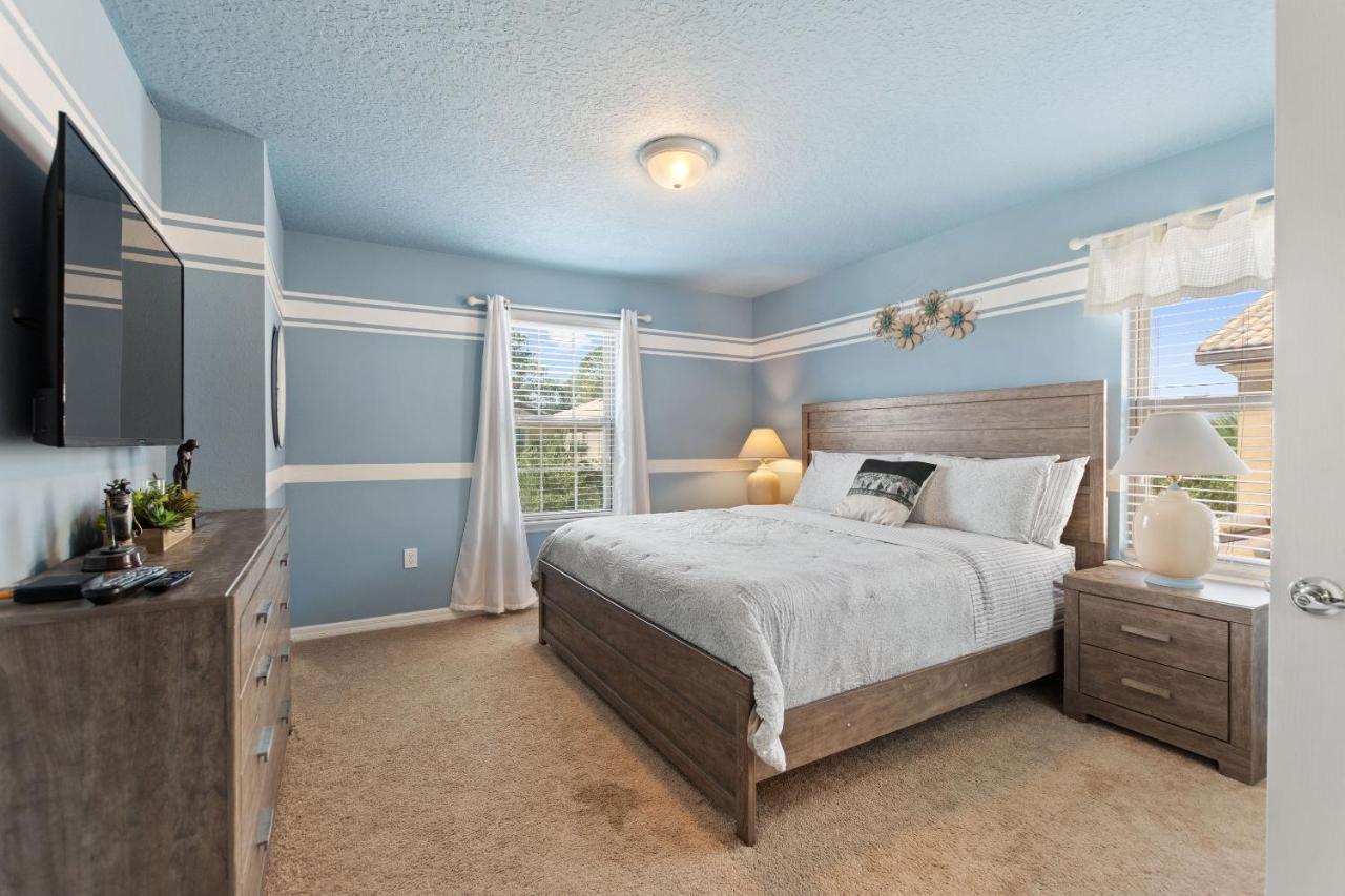 Stylish Cozy Family Getaway With Private Pool And Lake View Kissimmee Exterior photo