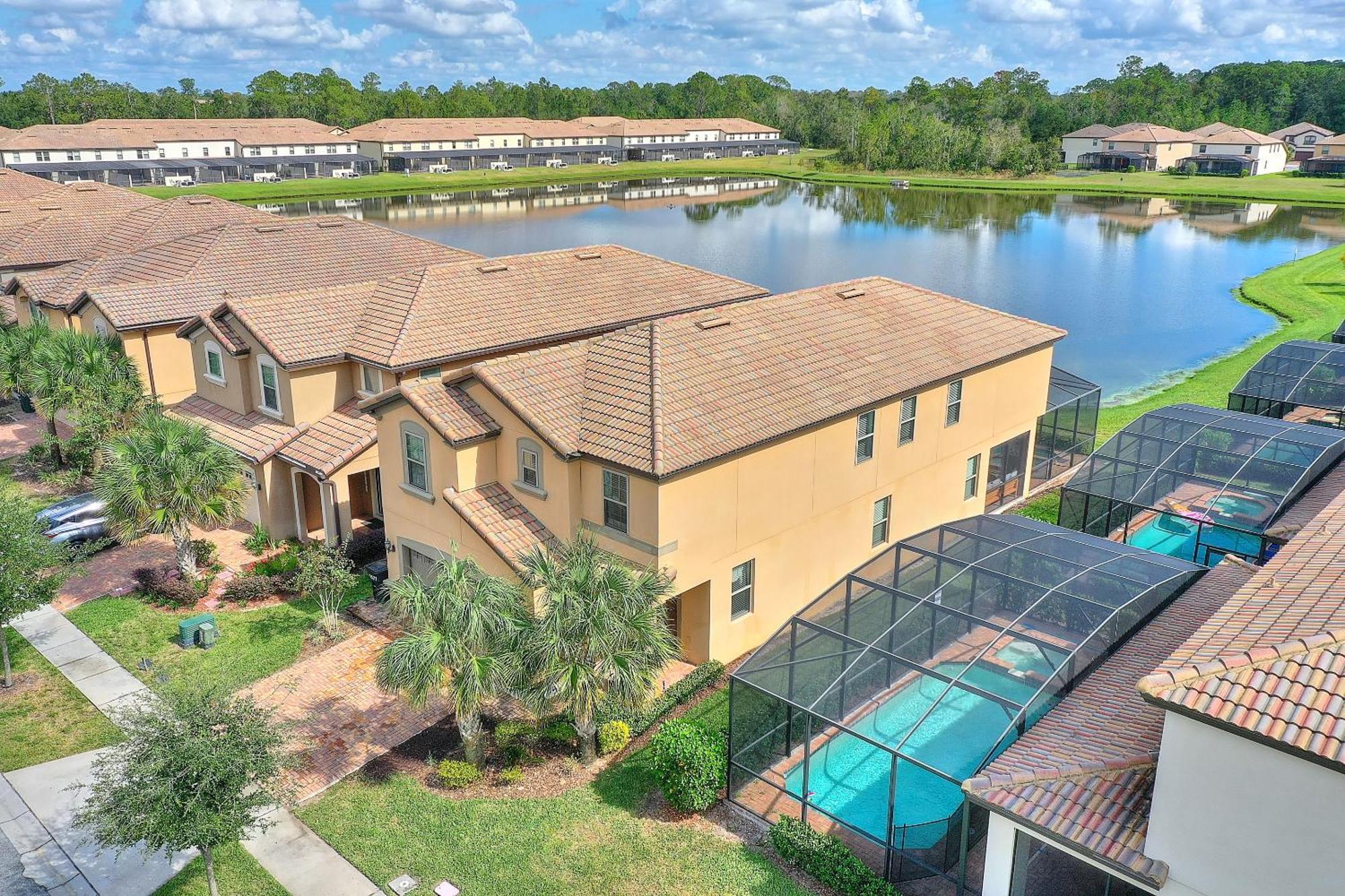 Stylish Cozy Family Getaway With Private Pool And Lake View Kissimmee Exterior photo